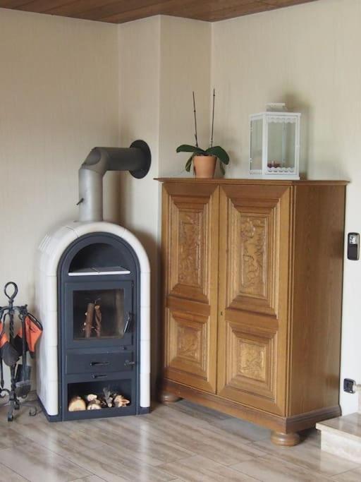 Ruhige Ferienwohnung Im Hunsrueck Hungenroth ภายนอก รูปภาพ